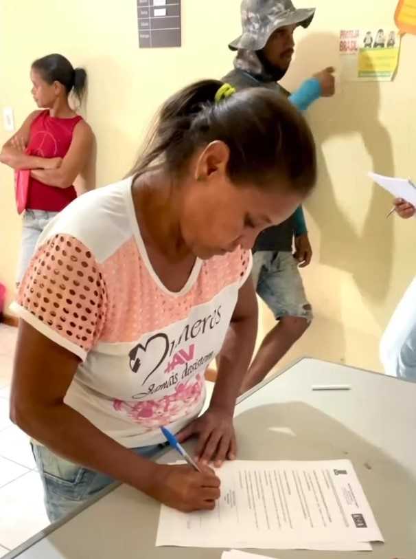 Camacã: Prefeitura realiza sonho dos moradores de Jacareci com a doação de 150 terrenos

